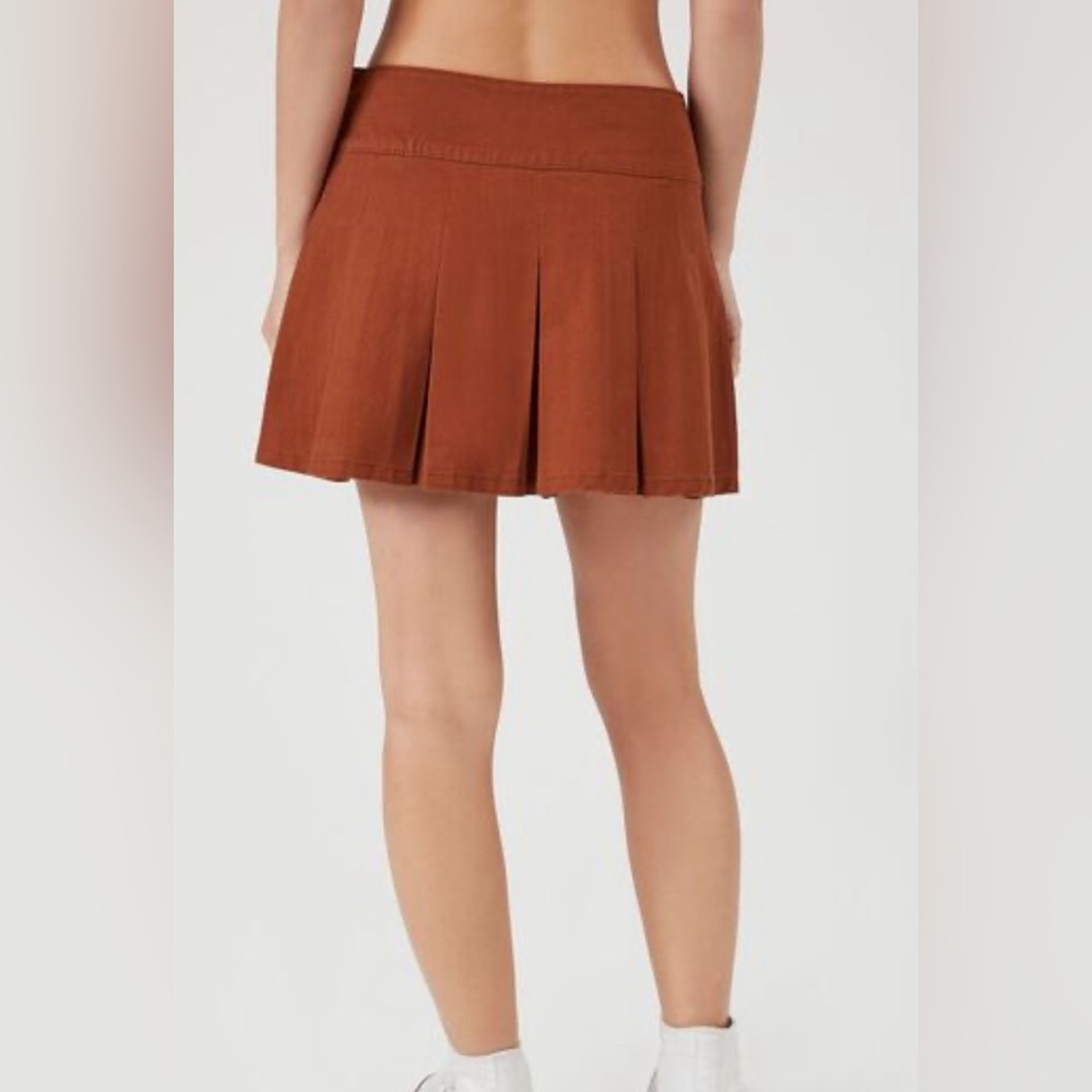 Khaki Pleated Twill Mini Skirt - Picture 4 of 8